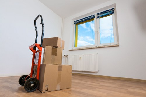 Book your moving truck in Manandvan Millbank today